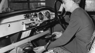 Cars Once Had Record Players But It Didn't Last Long